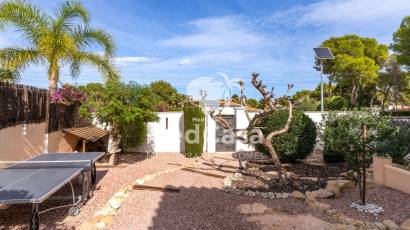 Resale - Villa -
Moraira - Cap Blanc