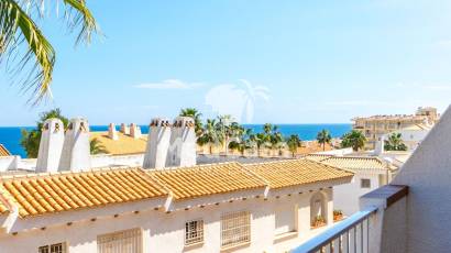 Resale - Townhouse -
Orihuela Costa - Campoamor