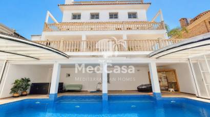 Wiederverkauf - Villa -
Dehesa de campoamor - Campoamor
