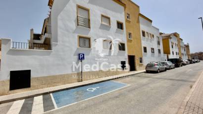 Resale - Apartment -
Catral