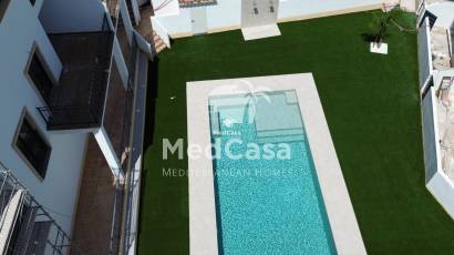Obra nueva - Ático -
Cox