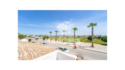 Wiederverkauf - Eckreihenhaus -
Orihuela Costa - Punta Prima