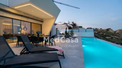 Obra nueva - Villa -
Rojales