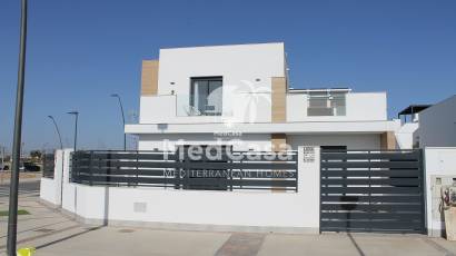 Obra nueva - Villa -
Roldan