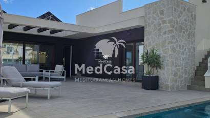 Obra nueva - Villa -
Rojales