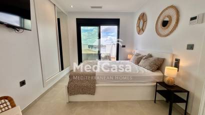 Obra nueva - Villa -
Benijofar