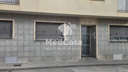 Resale - Ground floor apartment -
Formentera del Segura