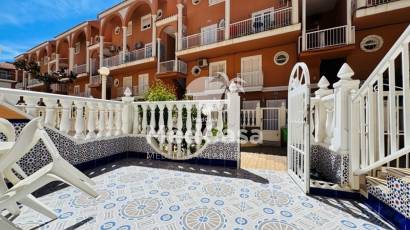 Resale - Townhouse -
Torrevieja - Torrelamata - La Mata