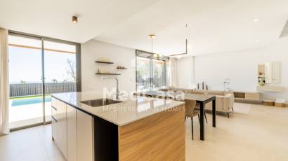 Obra nueva - Villa -
Polop de La Marina