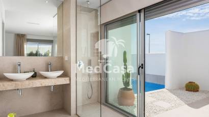Obra nueva - Villa -
La Marina
