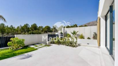 Obra nueva - Villa -
Finestrat
