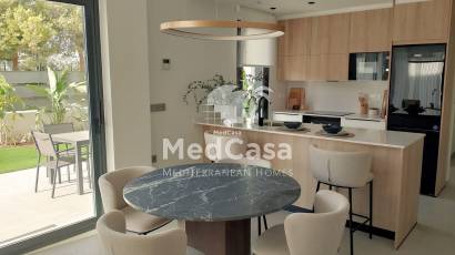 Obra nueva - Villa -
Golf Roda Golf