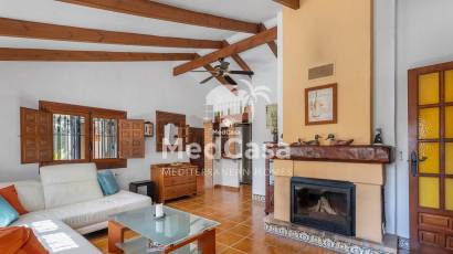 Wiederverkauf - Villa -
Orihuela Costa - Villamartín