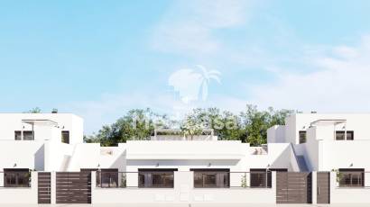 Obra nueva - Adosado -
Roldan