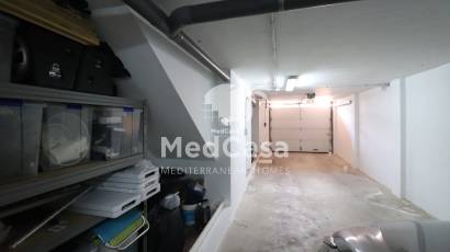 Resale - Townhouse -
Redován - Redovan - Town