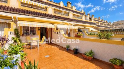 Wiederverkauf - Reihenhaus -
Orihuela Costa - La Florida
