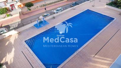 Wiederverkauf - Apartment -
Torrevieja - Punta prima