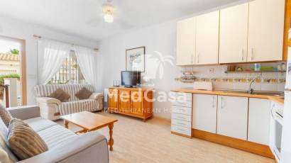 Wiederverkauf - Apartment -
Orihuela Costa - Aguamarina