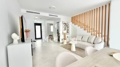 Neubau - Penthousewohnung -
Cox