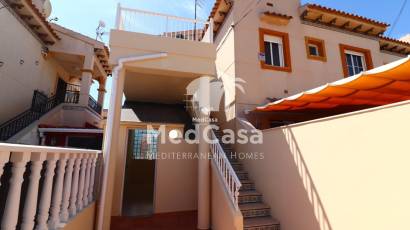 Segunda mano - Apartamento -
Orihuela Costa - Punta Prima