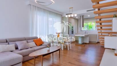 Segunda mano - Villa -
Pilar de la Horadada - Pueblo Latino