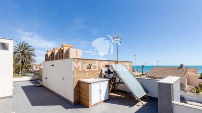 Neubau - Villa -
La Mata