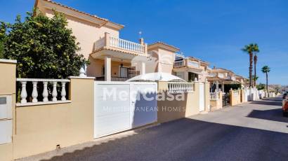 Segunda mano - Adosado -
Orihuela Costa - Los Altos