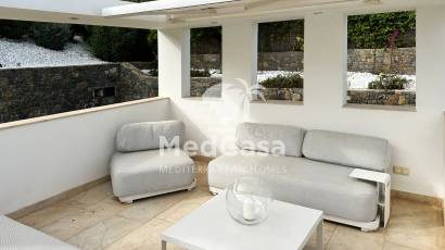 Resale - Villa -
Jávea - Cansalades