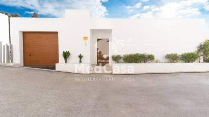 Neubau - Villa -
Altea