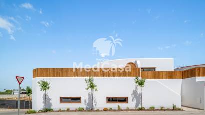 Neubau - Villa -
Golf La Finca