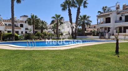 Segunda mano - Apartment / Duplex -
Orihuela Costa - Villamartín