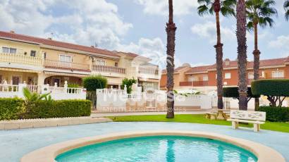 Resale - Townhouse -
Ciudad Quesada - Doña Pepa