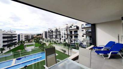 Segunda mano - Apartamento -
Orihuela Costa - Villamartín
