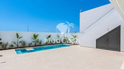 Obra nueva - Villa -
Los Alcázares