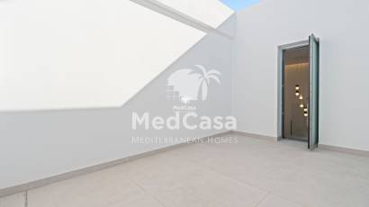 Neubau - Villa -
Benidorm