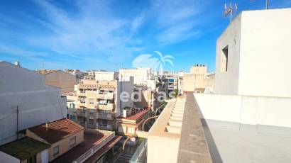 Resale - Penthouse -
Torrevieja - Centro