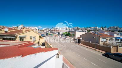Resale - Townhouse -
Ciudad Quesada - town