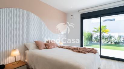 Obra nueva - Apartamento -
Benitachell
