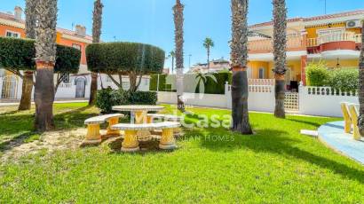 Resale - Townhouse -
Ciudad Quesada - Doña Pepa