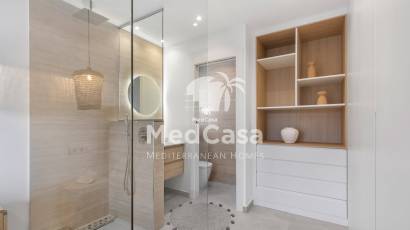 Obra nueva - Villa -
Los Alcázares