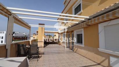 Resale - Townhouse -
Benijofar