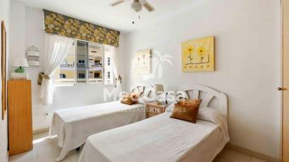 Resale - Apartment -
Orihuela Costa - Campoamor