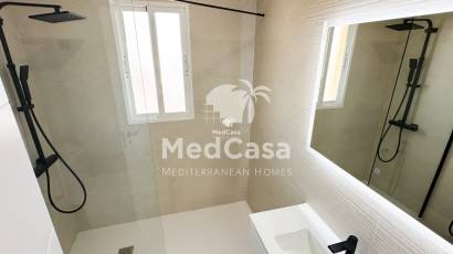 Resale - Townhouse -
Orihuela Costa - La Regia