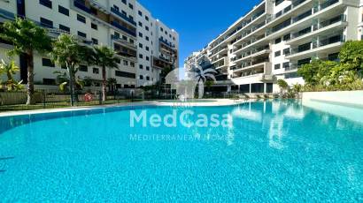 Wiederverkauf - Apartment -
Dehesa de campoamor - Campoamor