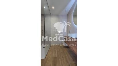 Obra nueva - Villa -
Rojales