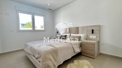 Obra nueva - Villa -
Benijofar