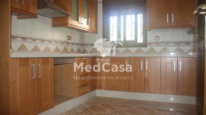 Obra nueva - Villa -
Torrevieja