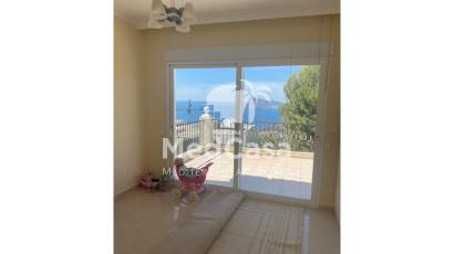 Obra nueva - Villa -
Altea