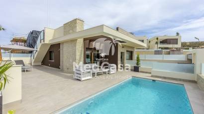 Obra nueva - Villa -
Rojales