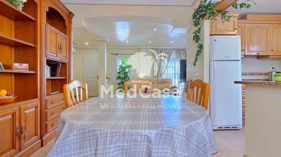 Segunda mano - Villa -
Orihuela Costa